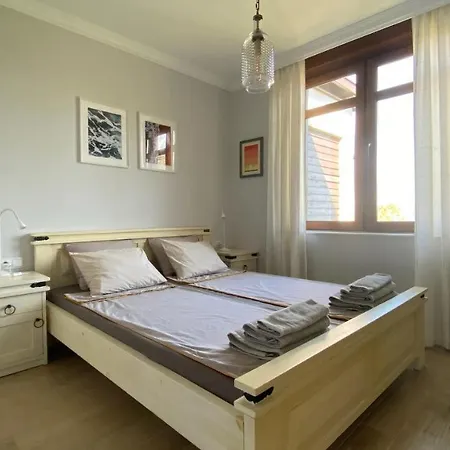 Santa Marina Sea Vew Apartment